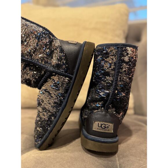 MSRP $190 UGG Blue Sequined Boots Size 6W/4Y | SAME DAY SHIP - Picture 3 of 7
